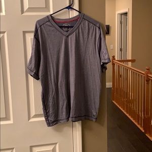 Men’s causal shirt never worn
